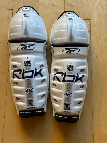 LIKE NEW Sr. Reebok 4k 14" Shin Pads