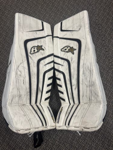 30" +1 Brian's Optik 9.0 Goalie Leg Pads (Used)
