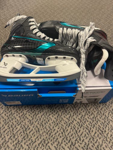 Bauer Supreme Fuse Hockey Skates 6.5 (New) Fit 1