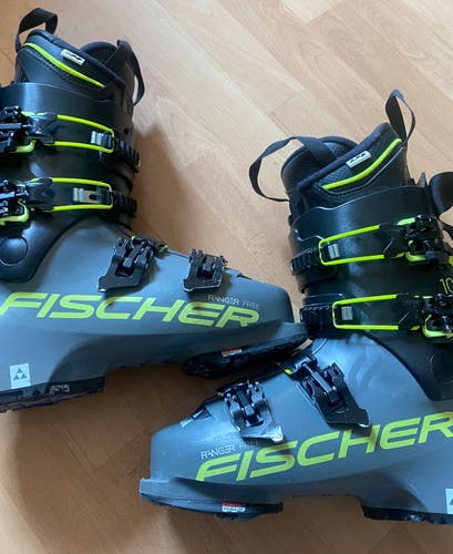 Men's Ranger 100 Fischer Ski Boots Mondo 26-26.5(Used)