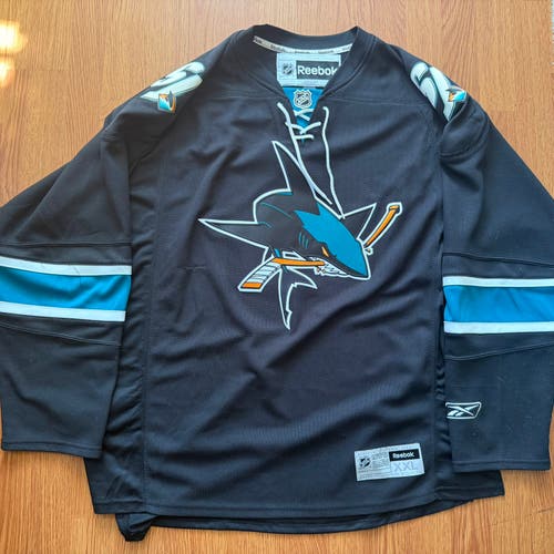 Reebok Jersey sharks. Senior XXL