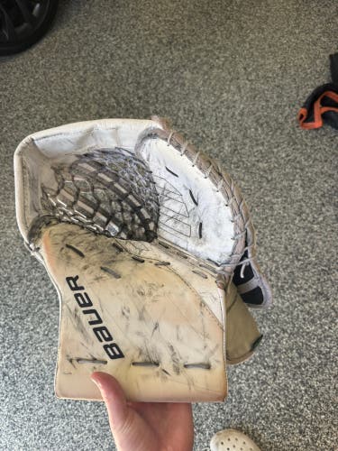 Bauer Supreme Shadow Regular (Used)