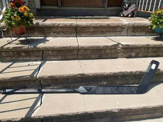 Senior Bauer Supreme M5 Pro Regular Goalie Stick 26" Paddle (Used) (Black Out)