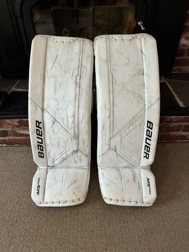 32+ Large Bauer Supreme M5 Pro Goalie Leg Pads (Used)