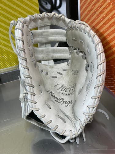 RH Mizuno First Base MVP Prime Softball Glove 13" (Used)