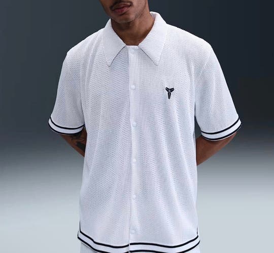 Nike x Kobe Pleated Short Sleeve Basketball White Black IB0020-100 Men’s Sz S

New With Tags