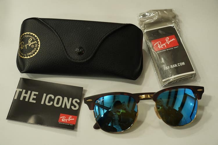 Ray-Ban Clubmaster Classic Sunglasses 51-21-145 Blue / Tortoise On Gold, RB3016