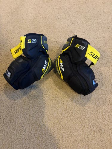 Junior Medium Bauer Supreme S29 Elbow Pads (Used)