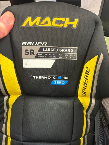 Senior Large Bauer Supreme Mach Hockey Pants (Used)