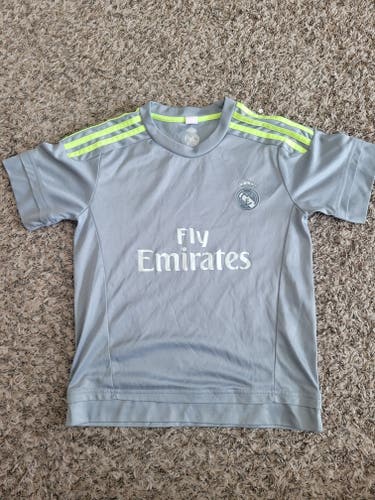 Real Madrid Youth Replica Jersey