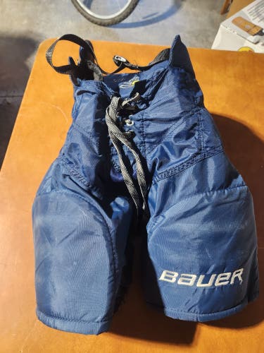 Youth Large Bauer Supreme 2S Pro Hockey Pants (Used)