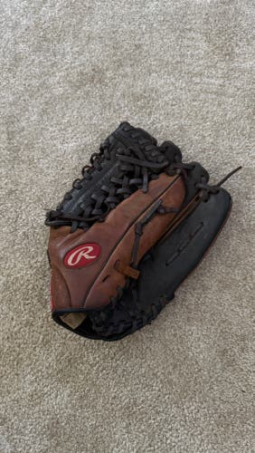 Rawlings RH Outfield Baseball Glove 12" (Used)