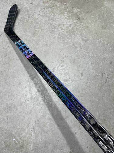 2 PACK 90 Flex P90 Senior CCM RibCor Trigger 9 Pro Right Hand Hockey Stick Pro Stock (New)