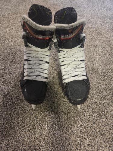 2025 Bauer Vapor Fly40 Hockey Skates 6.5 (Used)