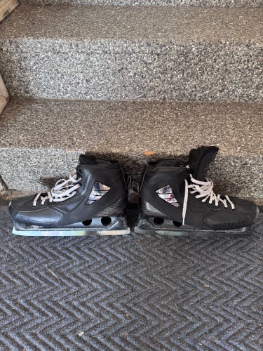 True One Piece Custom Hockey Goalie Skates - Size: 11 (Used) - 2020