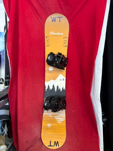 Snowboard: Burton Cruzer 164 snowboard,
Bindings: Flow Flite 1 snowboard bindings
Size: L