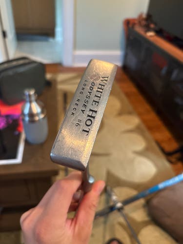 Men's Odyssey White Hot 6 Blade Right Handed Putter (New)