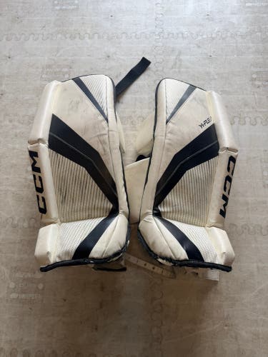 24" CCM YTFLEX 3 Goalie Leg Pads (Used)
