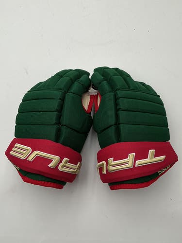 Minnesota Wild True 13.5" Pro Stock Rossi (New) Pro 4-Roll Gloves