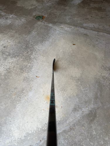 Senior CCM Vizion Left Hand Hockey Stick P92 80 Flex (New)