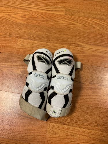 Medium Adult STX Cell V Arm Guards (Used)