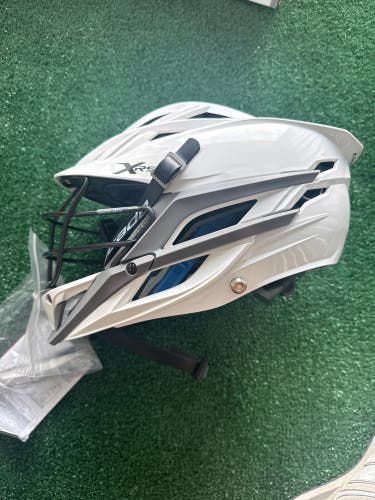 White Youth Cascade XRS Helmet (New) | OSFM
