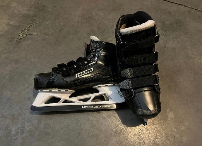 Bauer Supreme 2S Pro Hockey Goalie Skates Size 9.5 w/extra blades