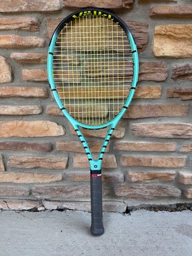 Adult Volkl Vostra V4 Tennis Racquet (Used)