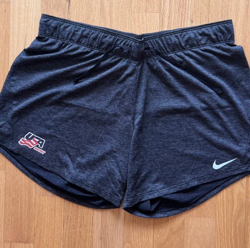 Pro Stock Team USA Hockey Nike Workout Shorts - Size M (USED)