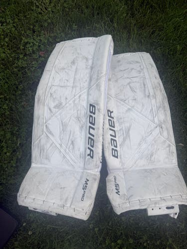 29" Bauer Supreme Goalie Leg Pads (Used)