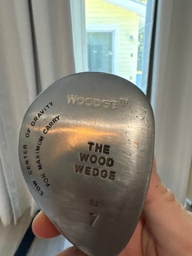 The Wood Wedge 22° #7 – Golf Pride Grip