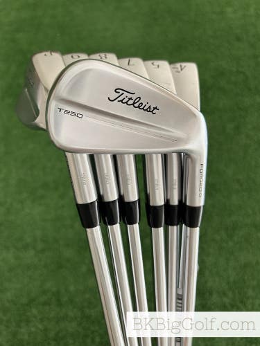 Titleist T250 25 Forged Iron Set 4-P / True Temper AMT Black Stiff