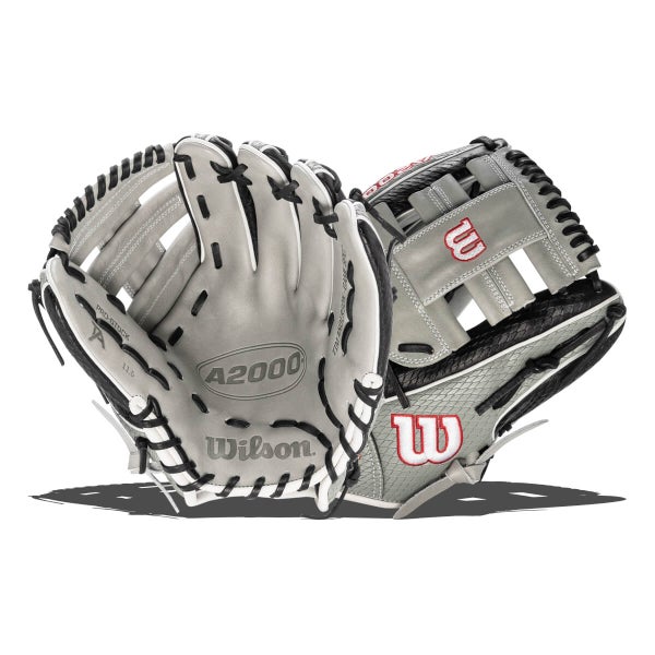Used Wilson WBW101019115 Right Hand Thrower - Very Good - Engraved Condition