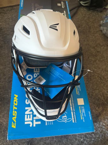 White Intermediate Easton Jen Schro The Very Best Catcher's Mask (New)
