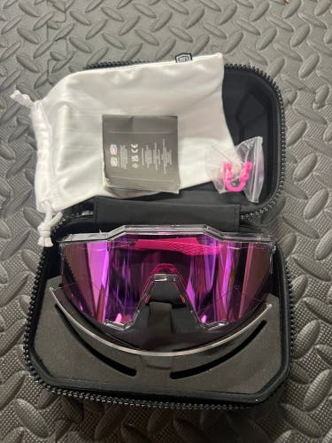 One Size Fits All 100% Sunglasses (Used)