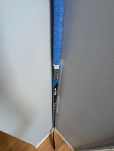 Intermediate Bauer Nexus Sync Right Handed Hockey Stick P92 55 Flex Pro Stock (Used)