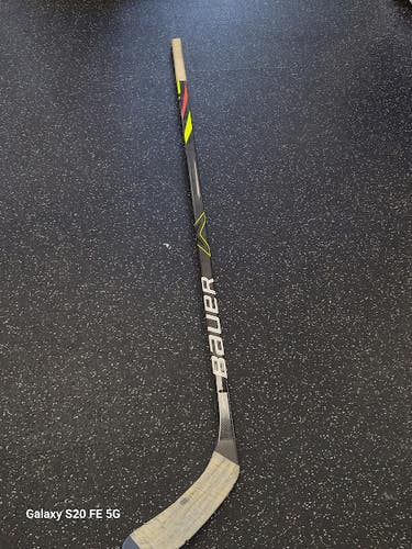 Used Bauer VAPOR X2.7 Senior One Piece Right 82 Flex 11849-S000043011
