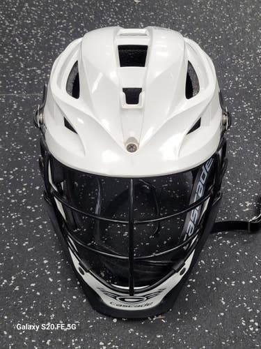 Used Cascade XRS Lacrosse Helmet Chrome One Size 11849-S000042959