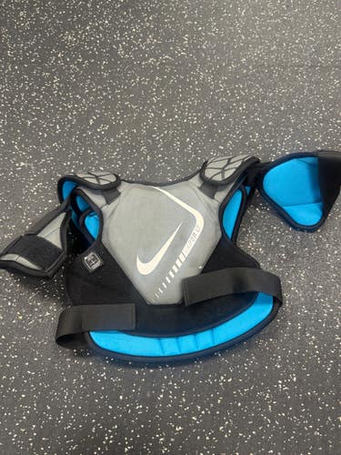Used Nike VAPOR LT YOUTH Lacrosse Shoulder Pads Grey MD 11849-S000042926