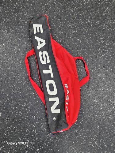 Used Easton BAT BAG BB/SB Player Carry Bag Red 11849-S000042911