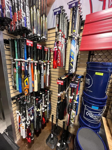 USSSA Fastpitch Softball Demo Bats (FINAL SALE / NO WARRANTY) - Easton 2025 Ghost Unlimited / 33in /