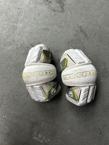 Large Adult Maverik Max Arm Pads (Used)