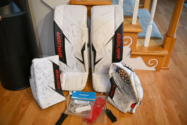 2025 Custom Bauer SV-Pro Regular Goalie Full Set Small 26+ (Used)