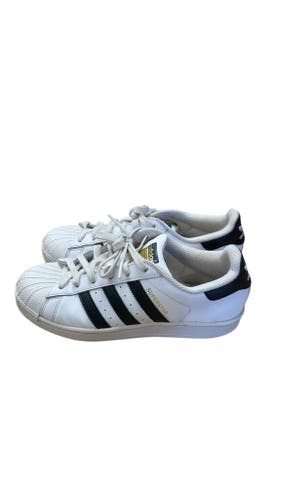 Adidas Superstar Sneakers Size 7.5