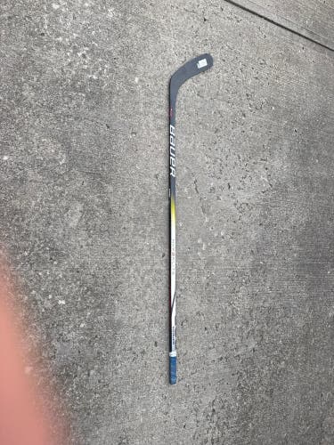 Senior Bauer Vapor Hyperlite 2 Right Handed Hockey Stick P92 70 Flex Pro Stock (Used)