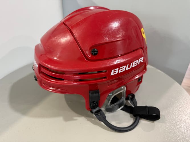 Medium Bauer 4500 Helmet (Used) Red