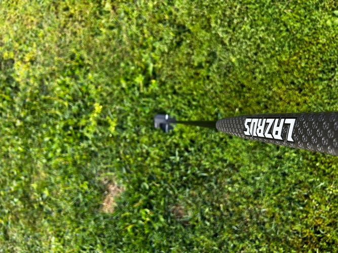 Centre shaft mallet putter