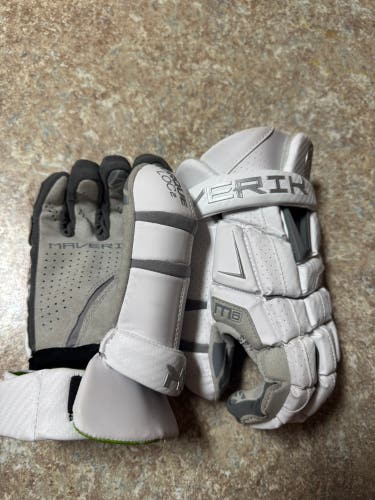 Like new 13” SR LG Maverik M6 lacrosse Goalie Gloves glove goal lax torque lock
