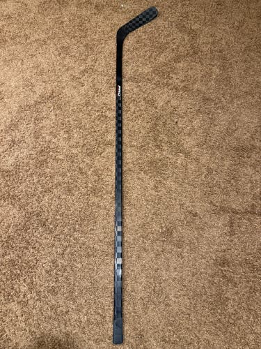 Senior Right Handed Hockey Stick P88 70 Flex Pro Stock (Used)