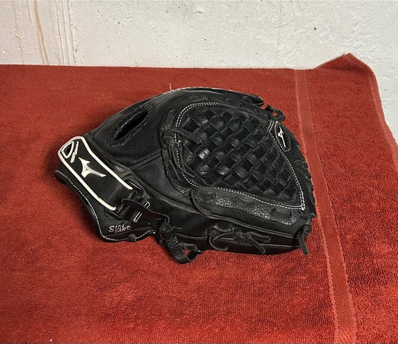 Mizuno Prospect Select RHT Fastpitch Softball Glove 12"